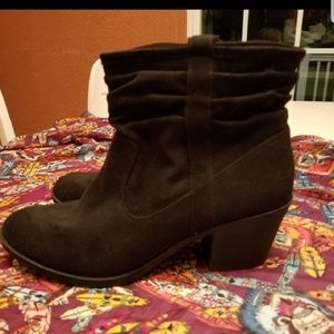 Arizona Jean Co. Heeled Booties